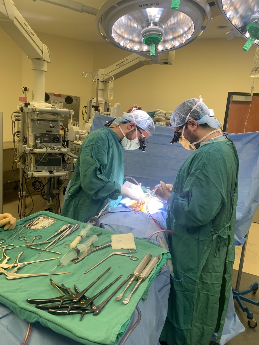 We are blessed to have the opportunity to train the next generation of neurosurgeons. The Emory neurosurgery residency is growing to 4 residents per year and our spine fellowship is now at 2 fellows per year. @EmoryNeurosurg @CNS_Update