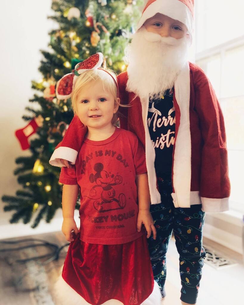 2022 and 2021. Our little Christmas kids. instagr.am/p/Cl15P9ipD2b/