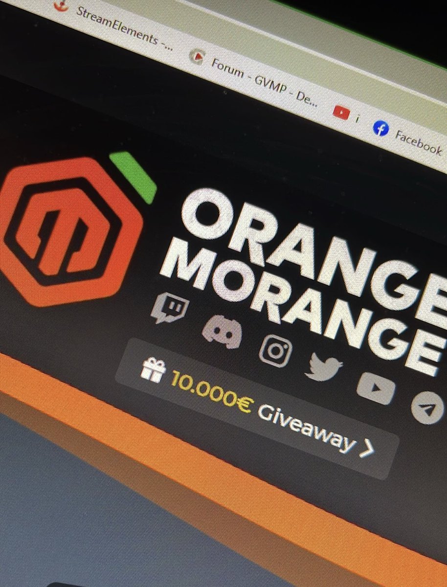 orangemorange's tweet photo. Beim Comeback Stream werde ich euch unteranderem meine eigene Website zeigen 🤫 + 10.000€ Giveaway 🔥 https://t.co/52GaJFg3qu