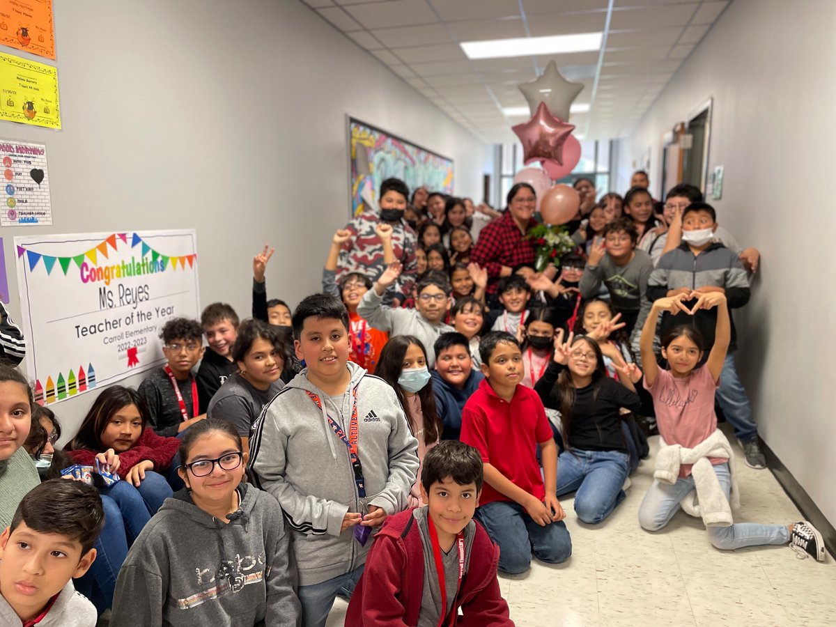 Congratulations to our 2022-2022 TOY Ms. Reyes <a href="/flowerbkings/">Flor Reyes</a> and Rookie TOY Ms. Perez <a href="/Laprofe_Perez/">Jenniffer Perez Coronado</a>. I am so excited for you both! <a href="/CarrollES_AISD/">Carroll Elementary</a> <a href="/SerjioMedina/">Serjio Medina</a> <a href="/ENJackson32/">Emily Carter</a>, Dr. Soboldi.