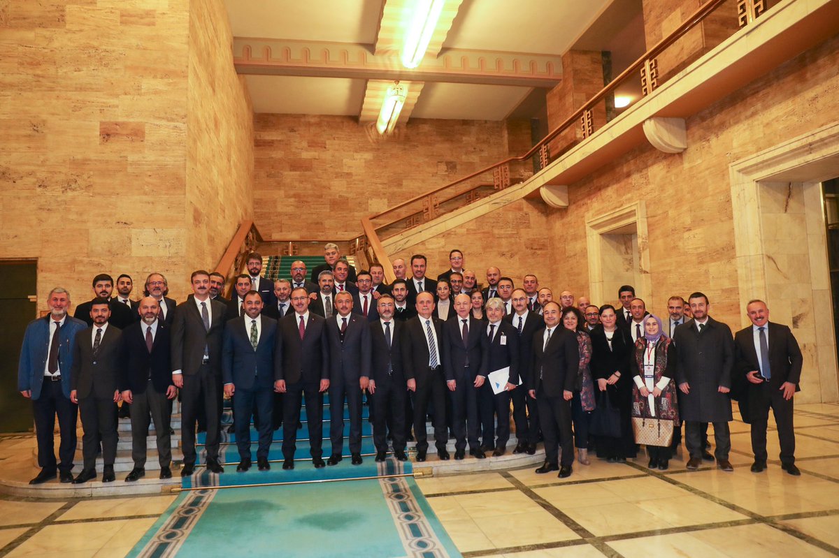 📌 Bakanlığımızın 2023 yılı bütçesi, TBMM Genel Kurulunda kabul edildi. 

Gazi Meclisimizin kıymetli üyelerine ve değerli çalışma arkadaşlarıma teşekkür ediyorum. 

Bütçemizin gençlerimize, spor camiamıza ve milletimize hayırlı olmasını diliyorum.