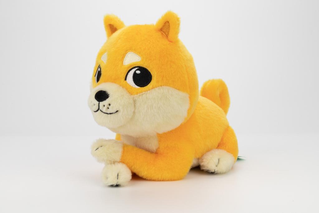 DogecoinFdn's tweet image. Wow so fluffy! 
Something very special for @Dogecoin's 9th birthday: meet the Doge plushy!

We're giving 1 each of these away to 2 lucky shibes!

Rules:
- Follow @DogecoinFdn &amp;amp; @Makeship
- Retweet this tweet.
- Winners will be selected on Friday, Dec. 9th at 6pm GMT.

More:🧵