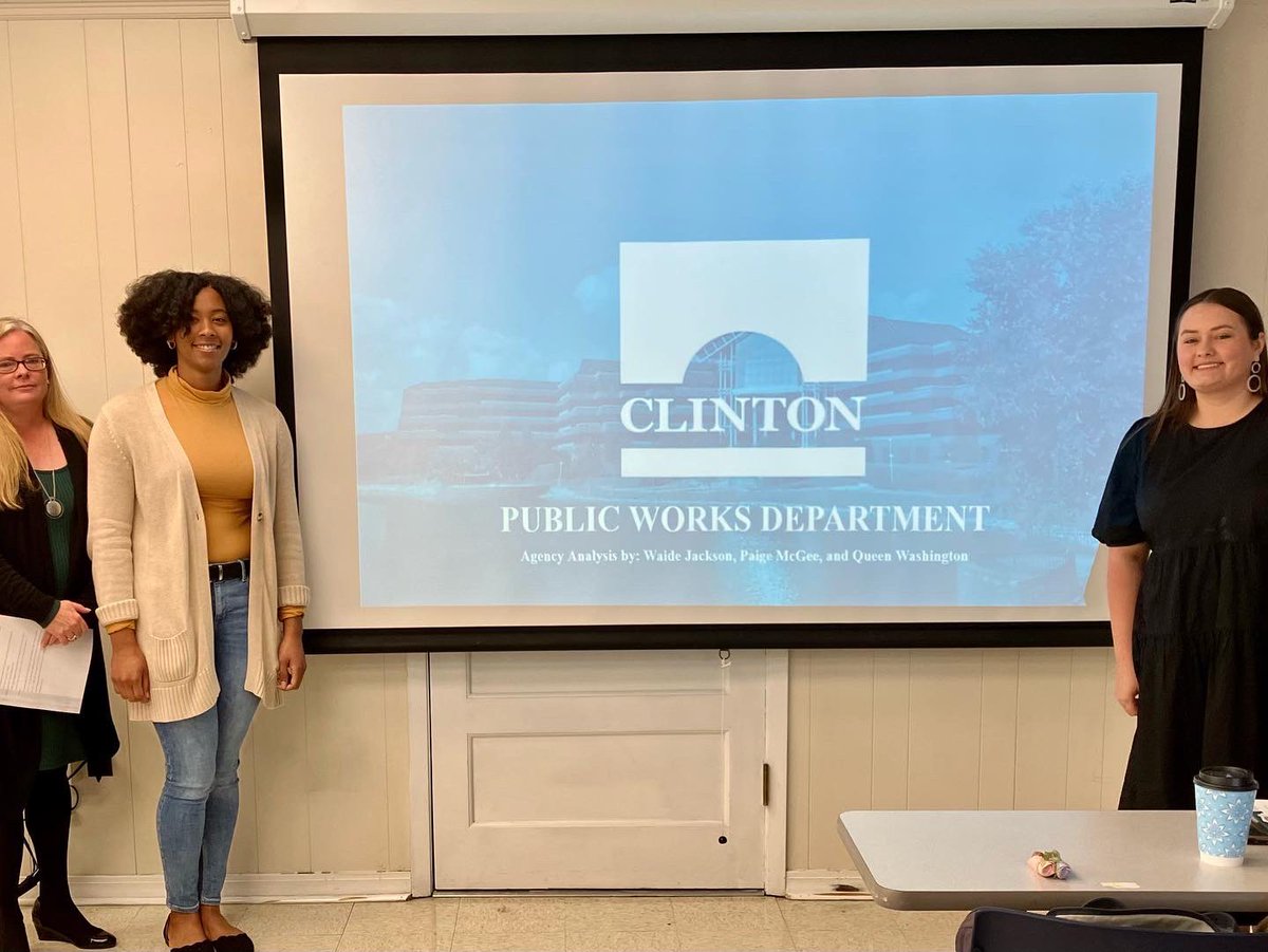 Social work seniors presented agency and community analysis for Social Work Practice with Communities and Organizations class. Proud of these scholars!