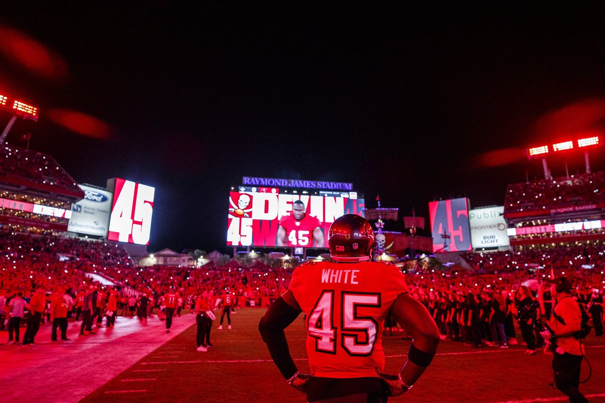 Every retweet is a #ProBowlVote  for #DevinWhite 🤠🙏🏾