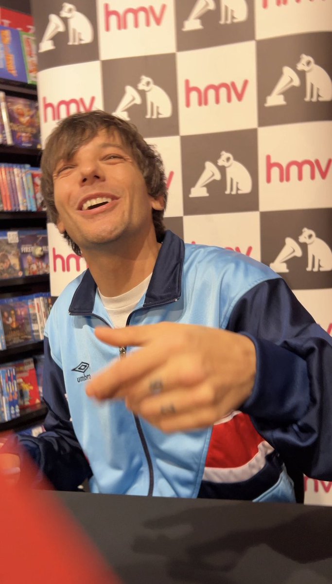 ً (@louisarchlve) on Twitter photo 