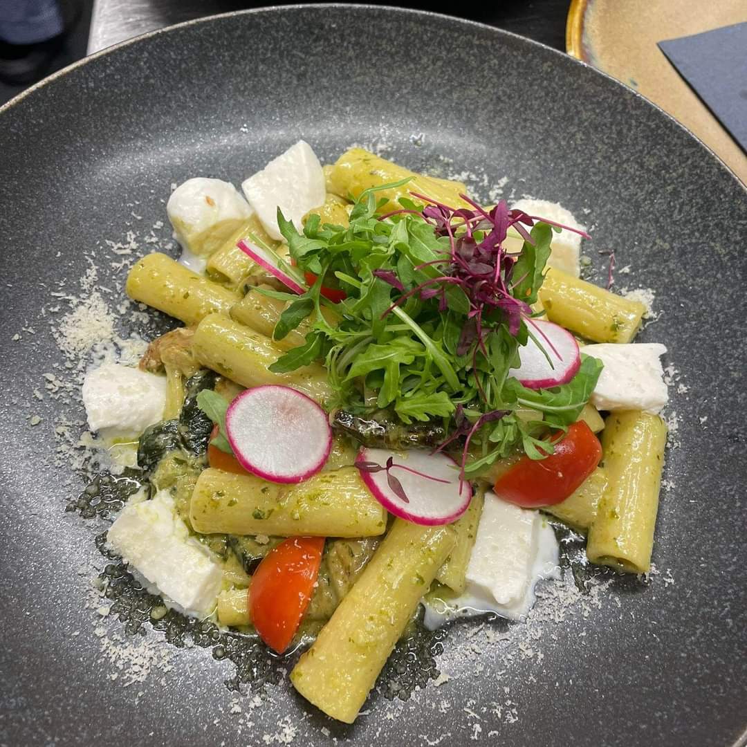 LeoItalianSheff's tweet photo. Always pasta perfection
at Leo's 🍝
Call now or book online
0114 231 5757
https://t.co/TZvc639o2p
#chefsplate #recipe #foodstagram #chefgram #chefstable #chefs #truecooks #instachef #cheflife #walkleyiswonderful #sheffieldfood https://t.co/0p5SFwecP6