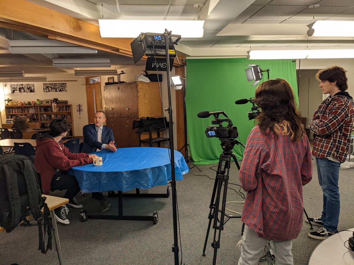 LHSTheLifeguard's tweet photo. It was a pleasure this morning to film another episode of #PoolsideChat with @BrettRWoodcock Check out the link in our bio for the full interview and more! #CommunicationArts #CTE #WarriorPride @misslaroccalhs @LCSDOfficial @MrLawrence_LCSD https://t.co/0sAouymJKB
