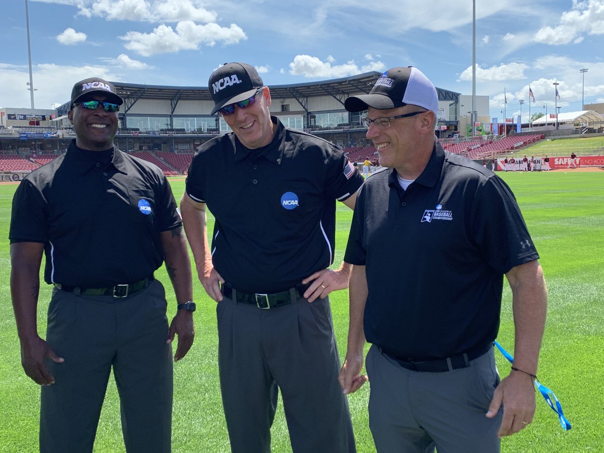 UnitedUmpires's tweet photo. Dave Simon | 1971-2022 | United Umpires regrets to inform the United Family and entire umpire community of Dave's passing. From Albany, NY, Dave was a valued staff member since inception, working many Division I conference championships and the @NCAADIII 2021 CWS. RIP, Dave. https://t.co/y6i2qXeMTl