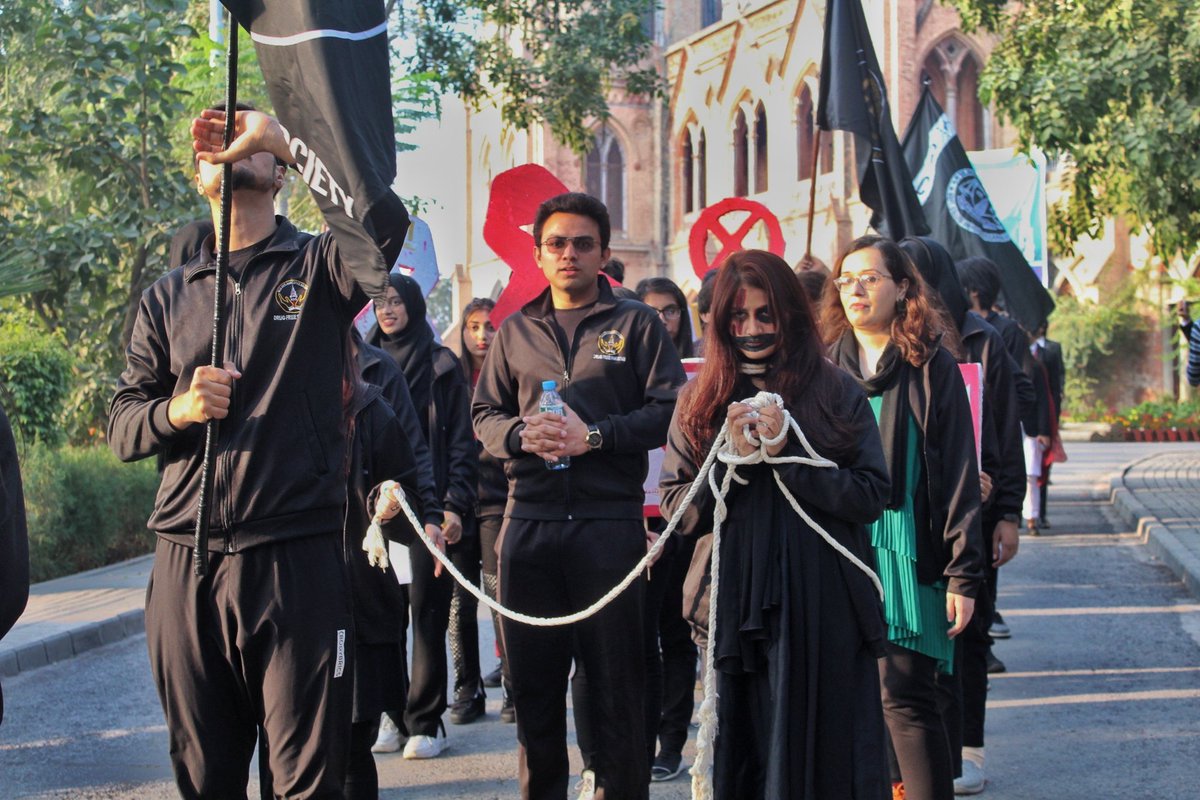 gcuans's tweet photo. Anti-narcotics society ardently participated in the grand opening of The second All Pakistan students' societies summit hosted by GCUL and voiced its strength with the maxim 'say no to drugs'. 
ANS is all psyched up to frame its narrative in the Summit of 2022 with blazing gusto. https://t.co/e9HOBmSBxx
