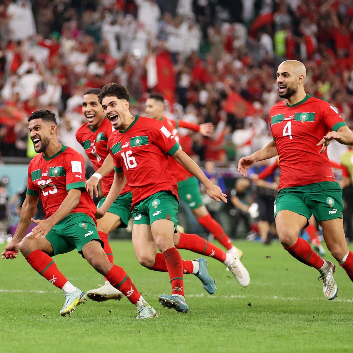taleb400's tweet photo. الف مبروك للمنتخب المغربي التأهل لدور الثمانية https://t.co/C0aNpBHvew