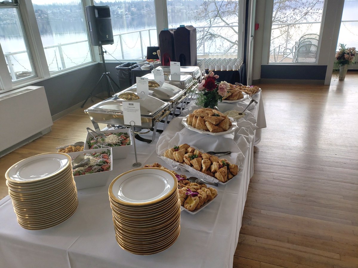 seacorpcater's tweet photo. Planning a last-minute end of the year celebration? You can count on ARISTA to assist you in all your catering needs to finish the year on a good note.

Schedule a call today: https://t.co/SlfCi47FsR

#aristacatering #eventcatering #holidaycatering #finedining #christmasbuffet https://t.co/4FYe7NGd9g