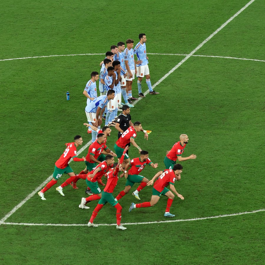 tjcope's tweet photo. 🇪🇸LA REFLEXIÓN de @santicanizares:

🎙️"Decepción absoluta, este equipo está para más cosas".

🎙️"Demasiado pase horizontal... Lo que me preocupa es que salgan orgullosos de lo que hemos hecho".

🎙️"No podemos llegar a los penaltis contra Marruecos".

#COPEMundial🏆 https://t.co/zMsnIxJj2i