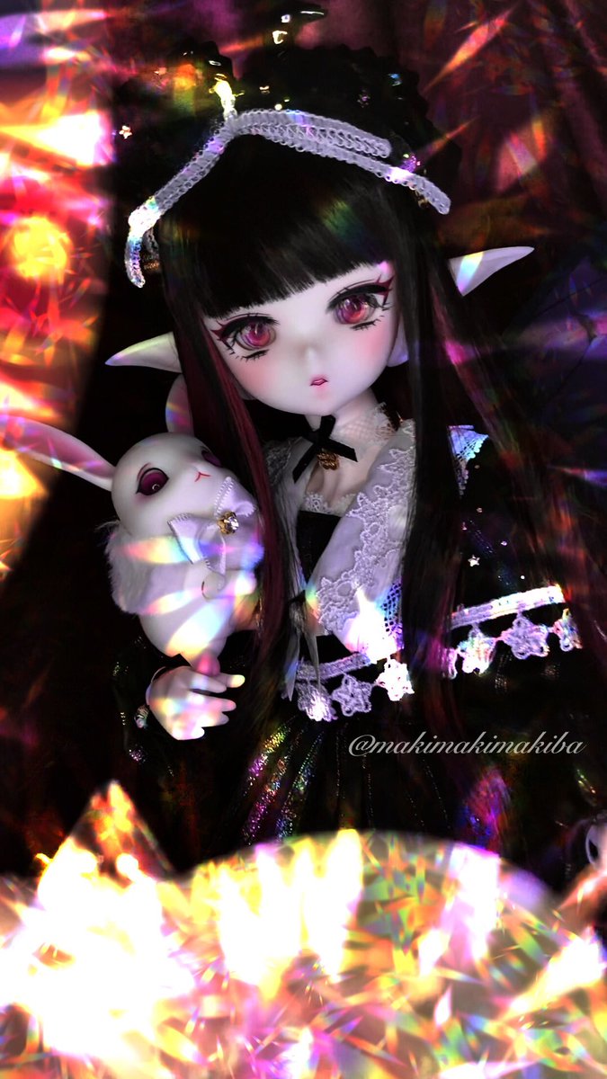 mmmakiba_doll's tweet photo. 凄くきらきら✨キラキラの奴映り込んだ所を更に加工してもっとキラキラにした

#うちのこかわいい #TinyFox #sakurapaper https://t.co/RUQufwvI2Y