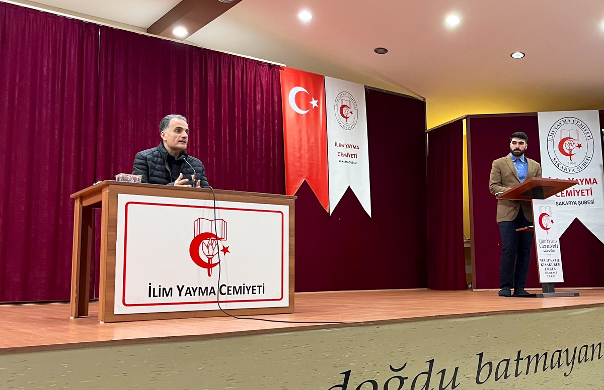 mhmmtfthcbn's tweet photo. Rektörümüz Prof. Dr. Hamza AL (@ProfDrHamzaAl) İlim Yayma Cemiyeti Necip Fazıl Kısakürek Erkek Öğrenci Yurdunda(@NecipFazilYurdu) üniversiteli öğrencilerle bir araya geldi. https://t.co/iil8pL1JVJ
