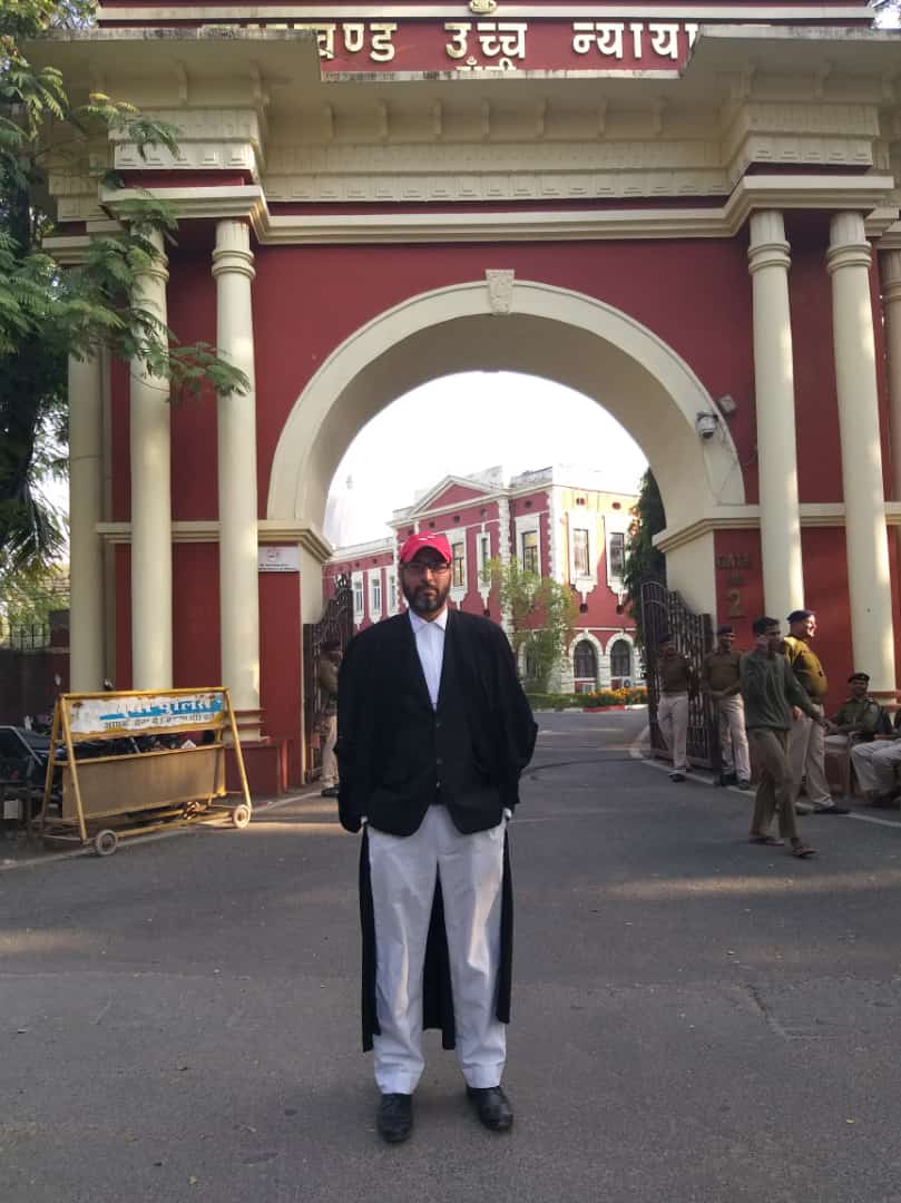 AdvSultanKhan's tweet photo. Alhamdulillah
After Success in a Case at #HighCourt https://t.co/SyVMtSf4x7