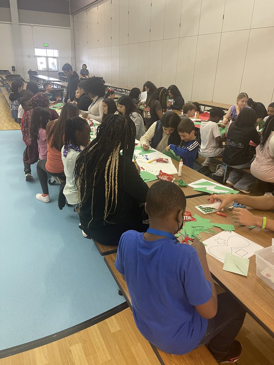 DrMMccullough1's tweet photo. We have officially completed our first semester of Pals! It’s been an absolute pleasure collaborating with @MaydeCreekPals ! Every single student and staff member in this program has been blessed! #grateful #gratitude #lessons #mentoring https://t.co/Z0wSUvhw0d