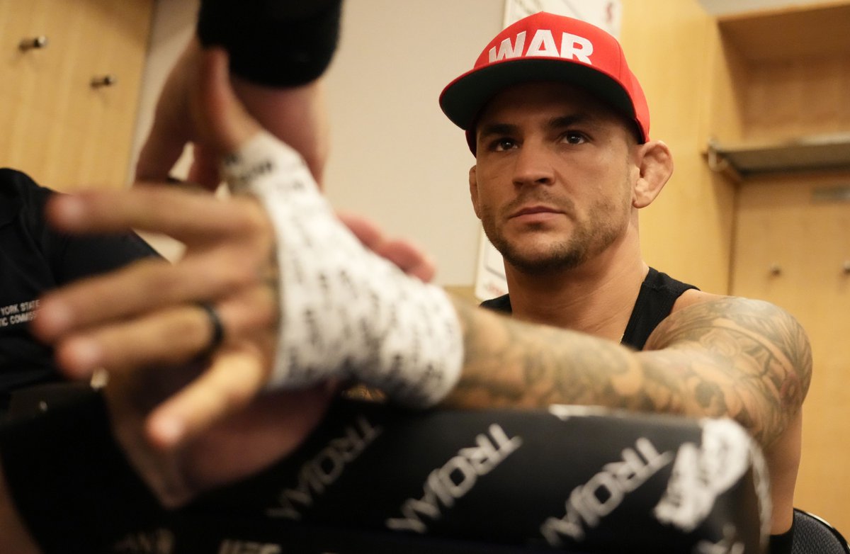 on Twitter "Dustin Poirier posts gruesome photo of
