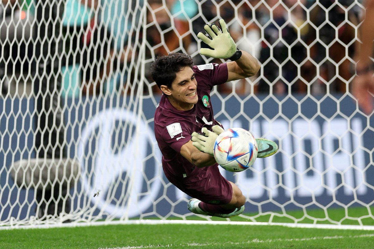 Romarin11's tweet photo. Marrocos faz uma Copa gigante!
Liderou grupo com as badaladas Croácia e Bélgica, e despachou a Espanha rumo às 4as.
Tem bons valores para buscar vaga na semi contra Portugal ou Suíça.
Curiosidade: O Grupo F é o único com 2 seleções nas 4as até aqui.
#CopaDoMundoFIFA https://t.co/YNH8UCPvBs