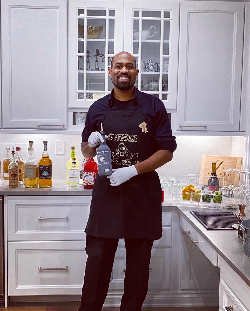 InfusionAnd's tweet photo. Friendsgiving 
11/26/2022 https://t.co/V7SZMQkrCS
