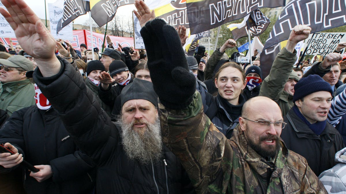 ManTracker73's tweet photo. @EmbassyofRussia @mfa_russia @PMSimferopol @RussianEmbassy @RusEmbUSA @RussianEmbassyC @MauriceSchleepe @SABCNews @georgegalloway @v_tretyakov @Amb_Ulyanov If you protest against the war in #Russia you will be arrested. But if you support nazism you can march and yell sieg heil all day long in the streets of #Moscow https://t.co/ykoCyciYuC