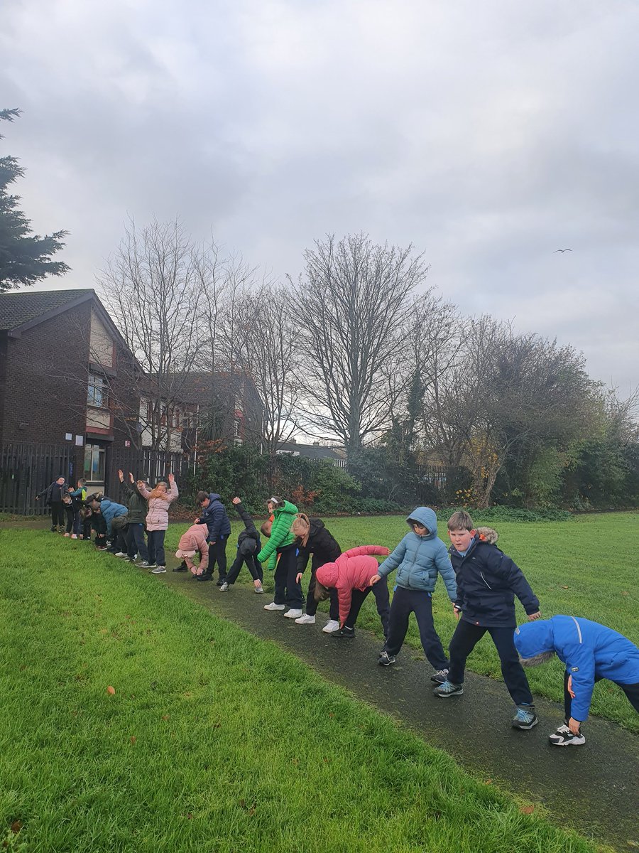 scorpionovasix's tweet photo. #twelve #days of #fitness @Clonburris #striding #out and doing #perimeters too ! @PDSTPrimarySTEM @esbscienceblast #flexibility and #strength #testing https://t.co/Ka7VBvX4RC