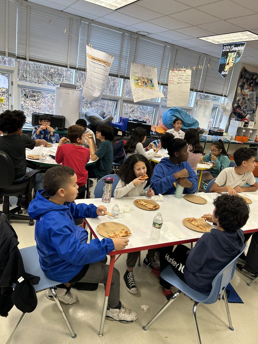 Mr. Bryant Romano tweet media