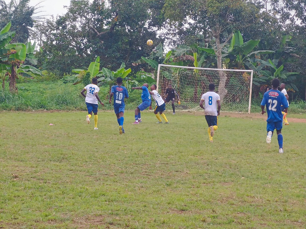 maxunitedfc's tweet photo. @maxunitedfc 
#DivisionRégionale
#Saison2022
#ObjectifD3
#MatchAmical
#MaxUnitedFCvsAisport

Les temps forts du match @maxunitedfc vs #AssociationIvoireSport. https://t.co/u56GNtwTzO