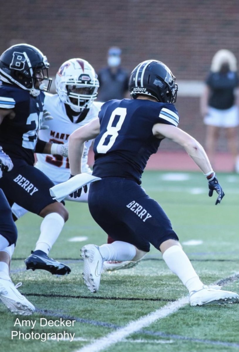 brantbryant4's tweet photo. After a great conversation with ⁦@BCCoachK⁩, I am blessed to have received an offer from ⁦@BerryFootball⁩. ⁦@NwGaFootball⁩ ⁦@SHSPhoenixFB⁩ https://t.co/R5oSNSO8Lj