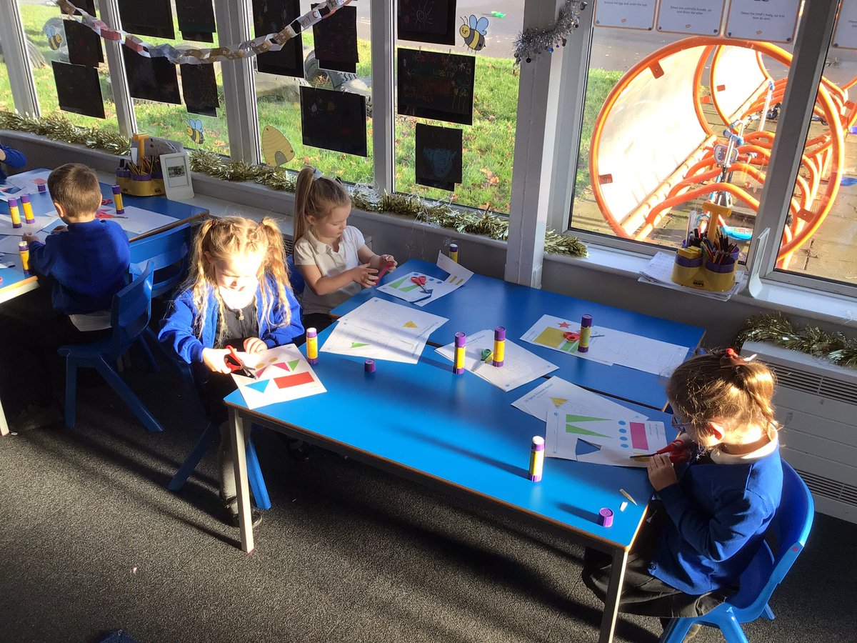 CastleHillsScaw's tweet photo. Our maths loving superhero ‘Zero the Hero’ has visited F2 again today, leaving the children lots of shape themed challenges! #TeamCHPA #CHmagic @CastleHillsScaw @LegerEdTrust https://t.co/9q4Lg499Oj