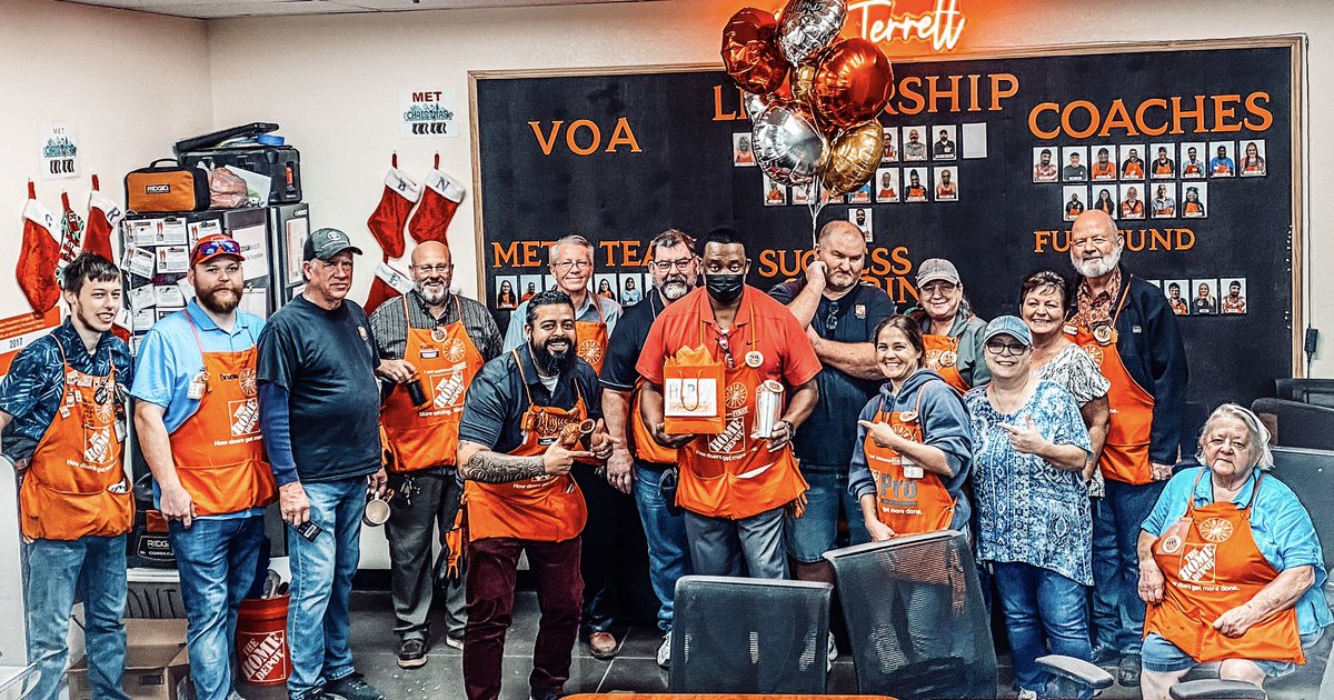 MiguelFuentesTX's tweet photo. 29 years- Congratulations Mark!!!
๐ฅ๐ง๐ฅ
#TheHomeDepot #Store6579 https://t.co/gDVTcfL7gS