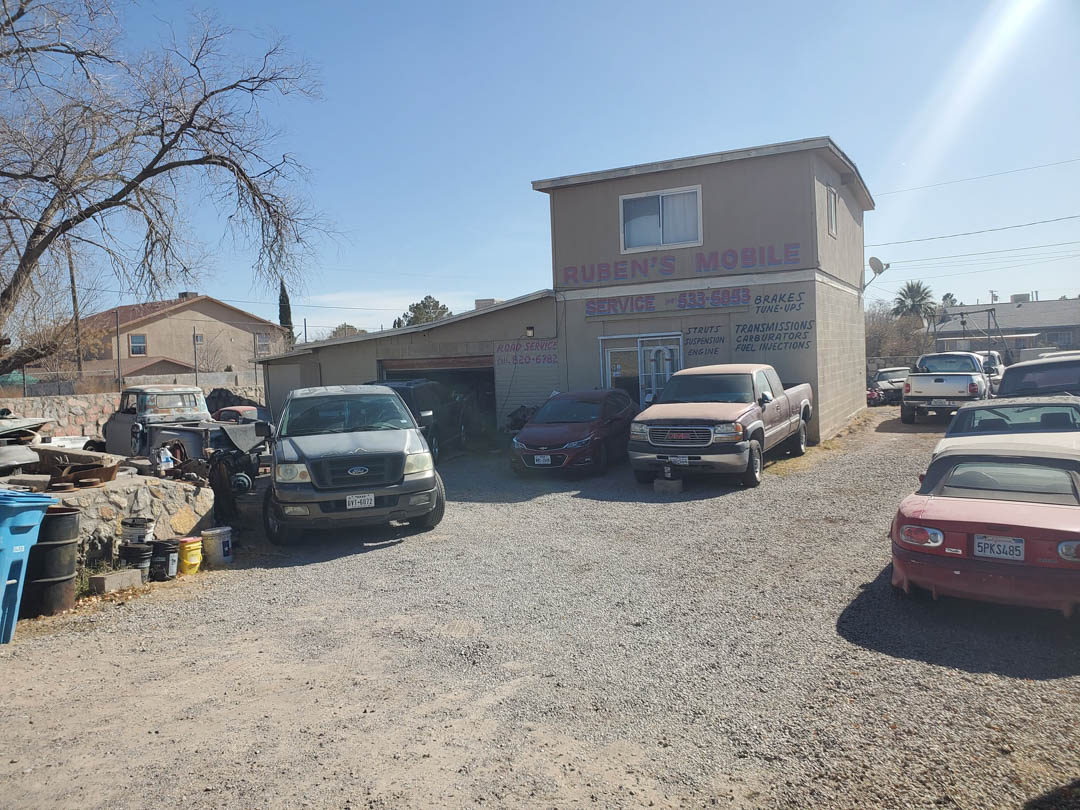 RubenMobile's tweet image. It can be hard knowing what businesses you can really put your trust in. At Ruben's Mobile Service, we aim to change that with our superior services. Come by today to learn more at 450 Passmore Rd! #AlternatorService #Mechanic #MobileMechanic bit.ly/3pAoVwX