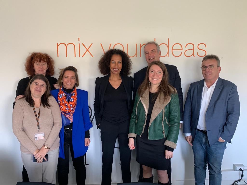 etchoungui's tweet image. Un grand 👏🏽👏🏽👏🏽  pour nos conseillers @OrangeBretagne et nos équipes mobilisées en cette fin d'année #PourNosClients et la 🌍 avec nos offres reconditionnées cc @JMEscalettes @laetitia_orsini