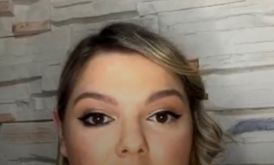 Este jueves, a las 11.00h, Directo de maquillaje para estas fiestas junto a #IdairaPereira, con sorteo de productos profesionales de maquillaje.
#maquillaje #directoinstagram #maquilladora #maquillajenavidad #maquillajeprofesional #Jaen #Canarias #sorteo