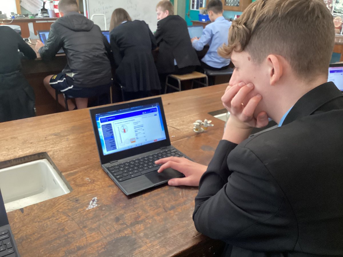 MrBSLane's tweet photo. Y9 using #digitalskills to draw tables (including merging cells &amp; superscript) &amp; using formula on @googlesheets to calculate mean/rate data. They then used their results to plot a digital graph. Exceptional work and engagement. @BassalegSchool1 @CCUBassaleg #scienceeducation 🧪💻 https://t.co/5OgPVGTvbh