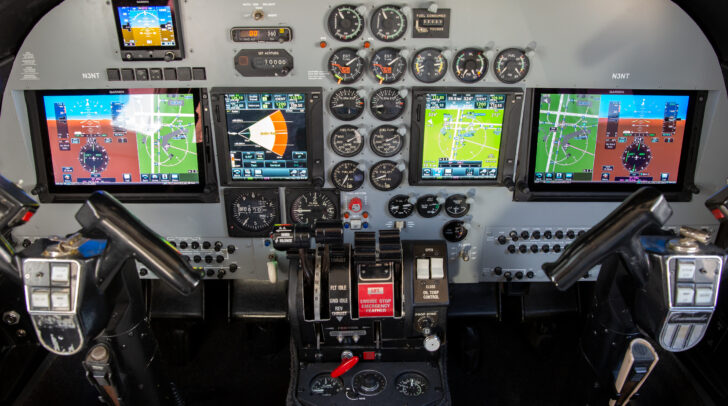 TCAircraft's tweet photo. What do you use to keep you up-to-date on weather when flying your #TwinCommander? Some tips: https://t.co/EZGOoHkgLZ #avionicspanel #garmintipsandtricks #garmin #siriusxm #connext #nexrad #noaa #stormprediction #flying #flight #turbulence #lightning https://t.co/LpIrj4M3aP