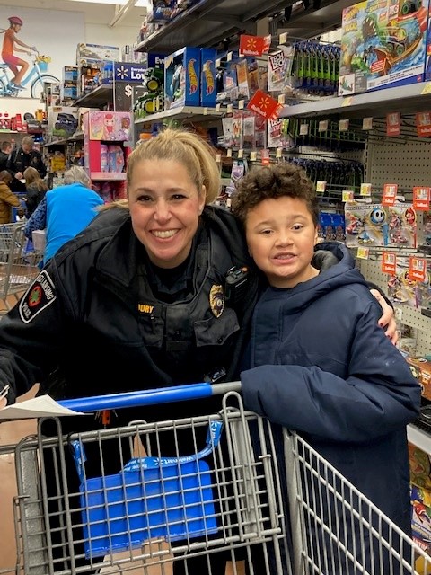 CityofEL's tweet photo. The #EastLansing Police Department's officers, cadets, Neighborhood Resource Specialists, records staff and administrators were honored to be a part of the annual Ingham County Shop with a Cop event once again this past weekend! Check out these great photos! ❤️ https://t.co/Yu2zMzpyo3