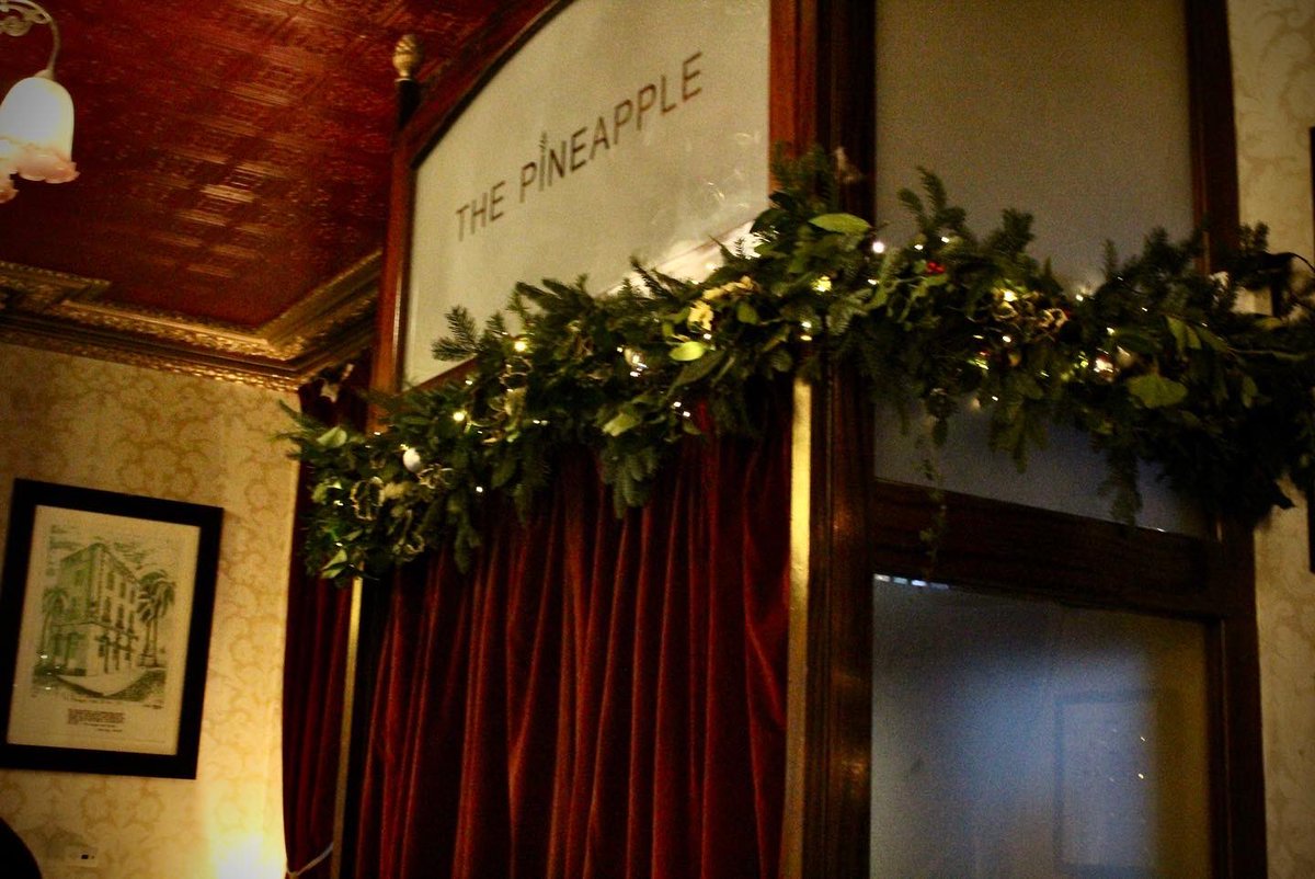 The Pineapple Pub tweet media