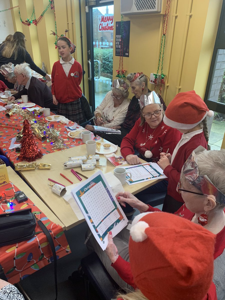 TangoZeroSeven's tweet photo. Today was our befriending service Christmas party at Headland Fire Station. It was a pleasure to be there, a big thank you to @StHelensHpool for the wonderful singing and to Nicky &amp; Muriel our coordinator’s for organising such a wonderful day🎅🤶🎄@ClevelandFB #morethanfires https://t.co/cYkxhLC0NS