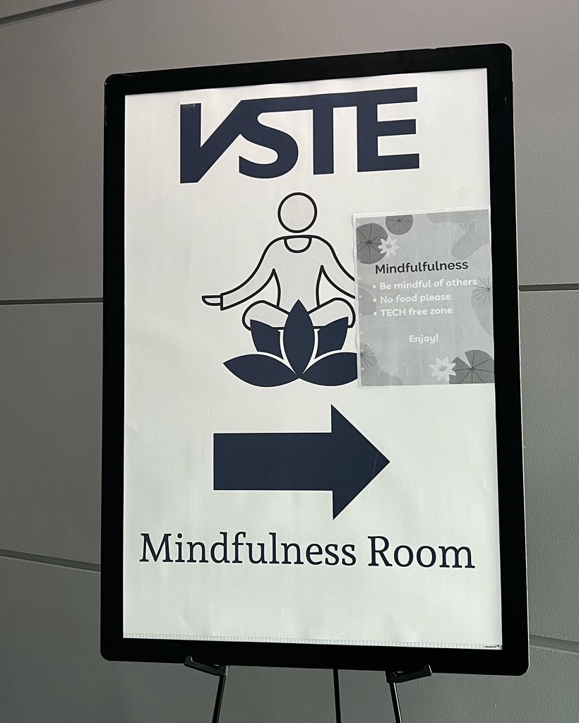 t3ch3duc's tweet photo. #Namaste #VSTE22 #SeasTheDay #VABeach #SelfCare https://t.co/7ArQQ0WrBc