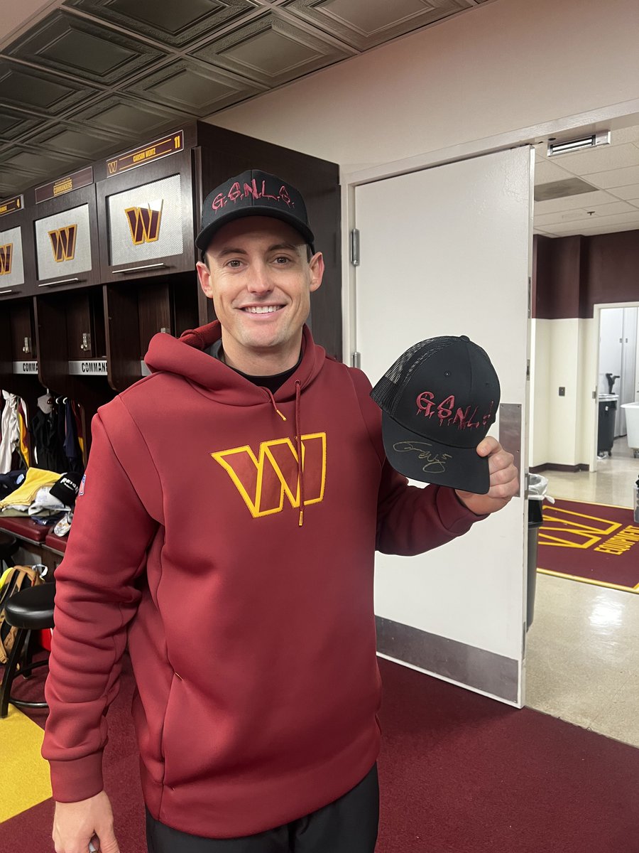 The moment you’ve all been waiting for.
Retweet for a chance at an *official* GSNLS hat signed by Tress Way ‼️

#ProBowlVote <a href="/Tress_Way/">Tress Way</a> 
#ProBowlVote @camcheese33