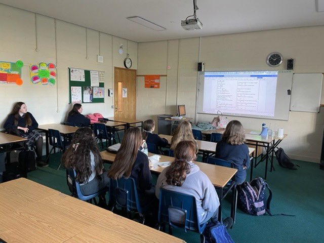 TrionoideM's tweet photo. Our school choir are busy preparing for some Christmas carolling later on in the week. Well done to all students for regularly coming to choir rehearsals over the past few weeks 🎶 @Trionoide https://t.co/y8UZjJsnwp