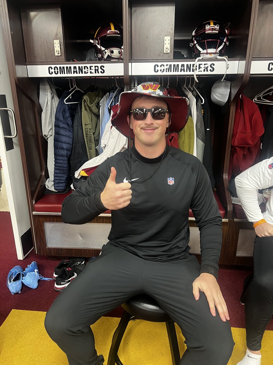 GIVEAWAY 🚨 RT for a chance at a hat signed by @camcheese33 

#ProBowlVote Camaron Cheeseman
#ProBowlVote Tress Way