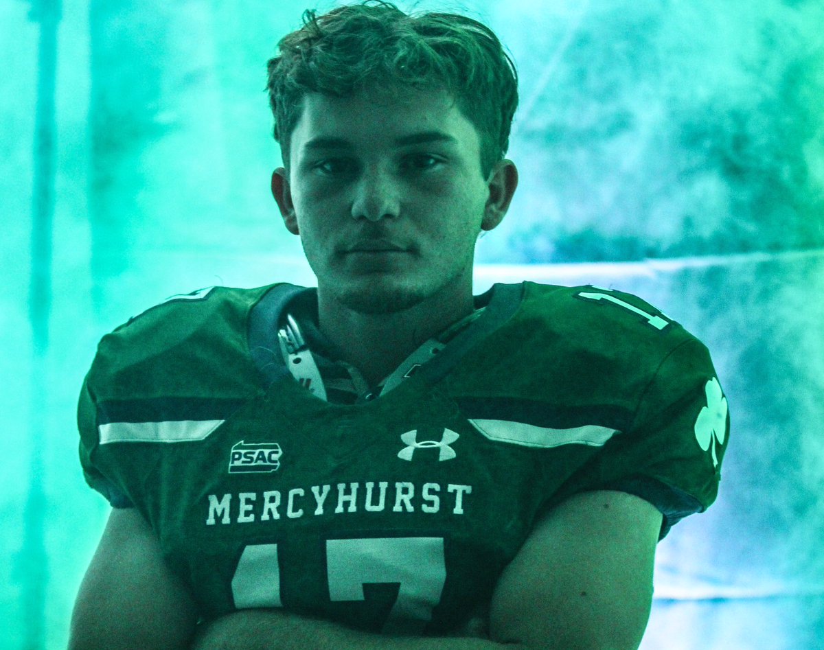 Had a great time at my official visit at <a href="/MercyhurstFB/">Mercyhurst Football</a>!! <a href="/CoachAcciani/">Eric Acciani</a> <a href="/CoachWaring/">Mike Waring</a>