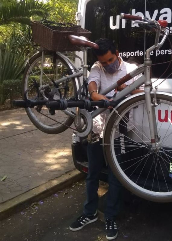 ITDPmx's tweet photo. Ya puedes descargar los Reportes Técnicos de 3 pilotos del programa #Ideamos 🌱🚴🚌🗺
Rodando Juntas: Mensajería sostenible y solidaria.
MoveUp: Digitalización y electrificación del transporte universitario.
VanCiclo: Movilidad intermodal bici-vanpool.
https://t.co/ebSLe6bxLJ https://t.co/NG43gj33V0