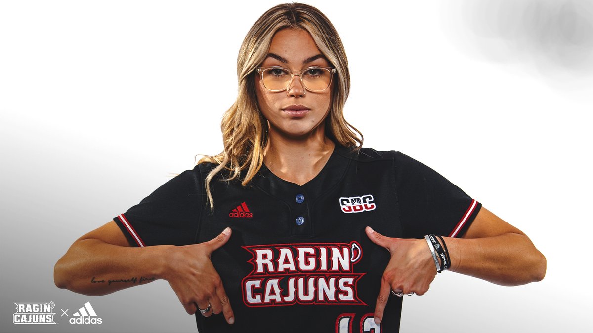 RaginCajunsSB's tweet image. These 3️⃣ 𝐀𝐑𝐄 𝐁𝐀𝐂𝐊 to do their thing in the circle again in '23! 🔥🥎

#GeauxCajuns ⚜️