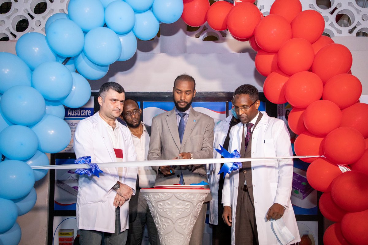 DrBulaale's tweet photo. We officially open today de 1st Pharmaceutical factory in Somalia since 1991,We encourage the efforts that have been made 2 improve the quality of the medicine &amp; Service, FMOH Will make sure Somali people gets quality medicine as we pass de pass the bill of drug &amp; food regulatory https://t.co/9wGvADclSY