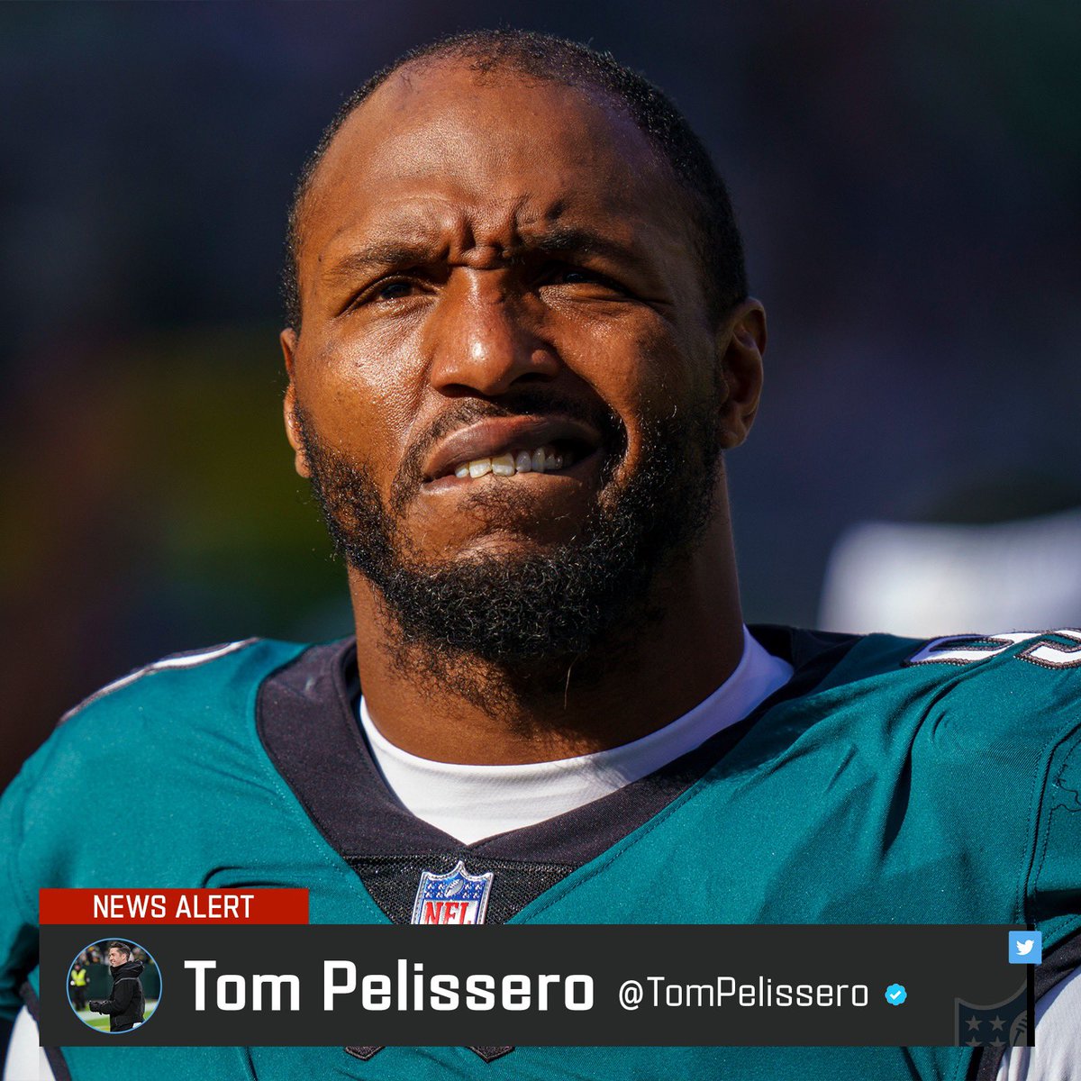 TomPelissero's tweet photo. #Eagles DE Robert Quinn is having a knee scope this week and will go IR today, per sources.

Quinn had been coming on and settling into the scheme before the knee got twisted in practice last week. Now out at least 4 games, but there’s optimism he’s back for the playoff push. https://t.co/GPRZvRBCaK
