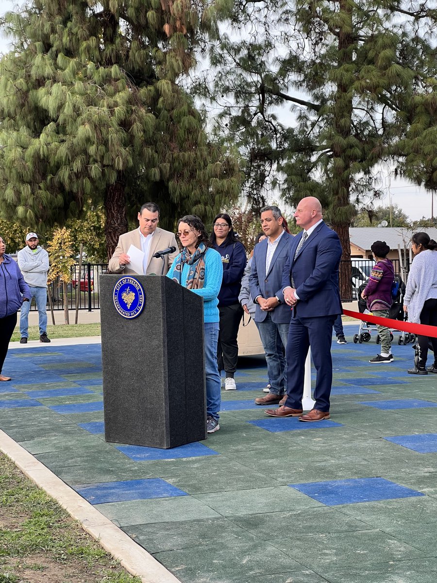 ENPFresno's tweet photo. "Tupman Park is a perfect example of why residents are so important in getting critical resources to their neighborhood.”

#FresnoCalifornia https://t.co/Y6ydRVfm7k