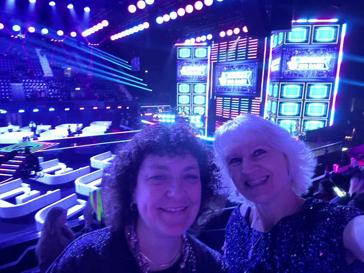 JennyHodge's tweet image. At the #tnlbigbash at @OVOArena tonight @BakerLisaK 🎶🎶🕺🕺🌟🌟