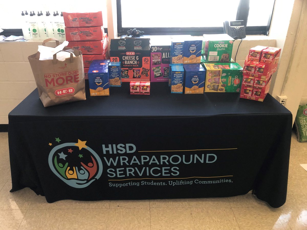 A special shout out to one of our community partners @HEB @HEBGULFGATE👏😍
Thank you so much for providing a generous donation towards our Deady Care Closet for our students and their families @AEMA_JDMS #HEBHelpingHere @HISDREADY2RISE @HISD_Wraparound